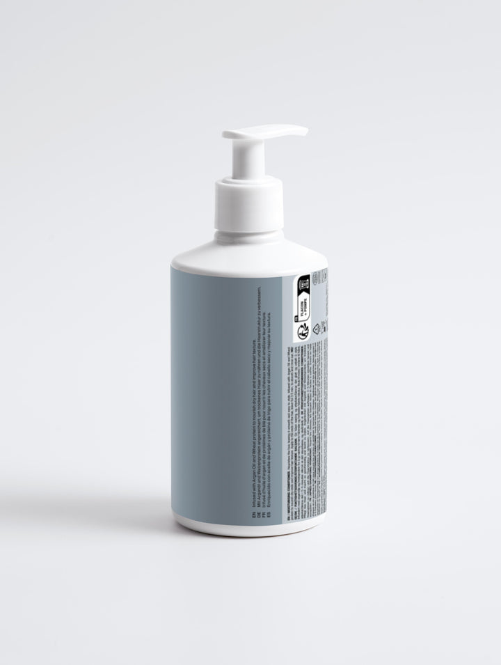 The Moisturizing Conditioner
