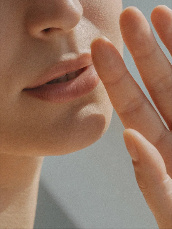 Sensitive Skin Oil-To-Milk Cleanser (leicht neue Formel)