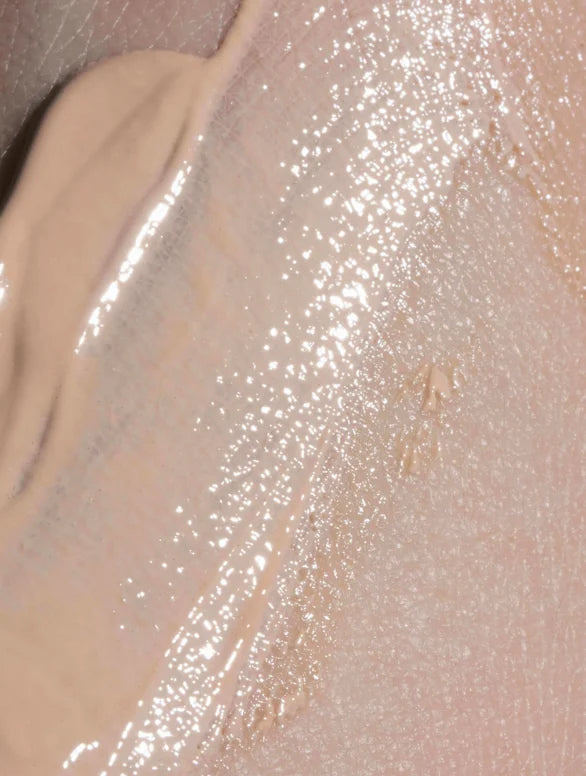 The Mineral Sunguard SPF 30 tinted mit Sanddorn + Hyaluronsäure